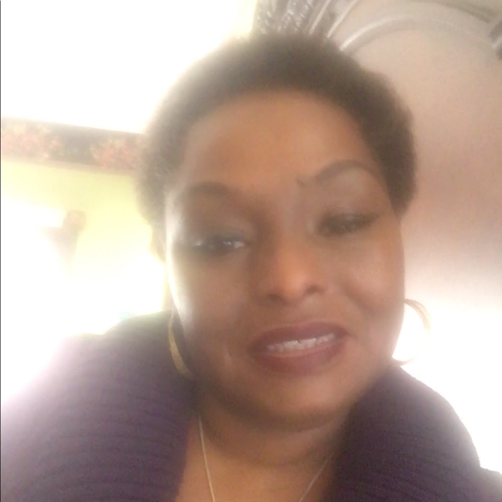 Meet your Posher, Sonya